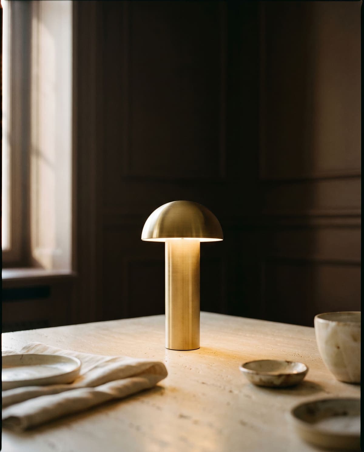 Cordless Table Lamp in Warm Brass